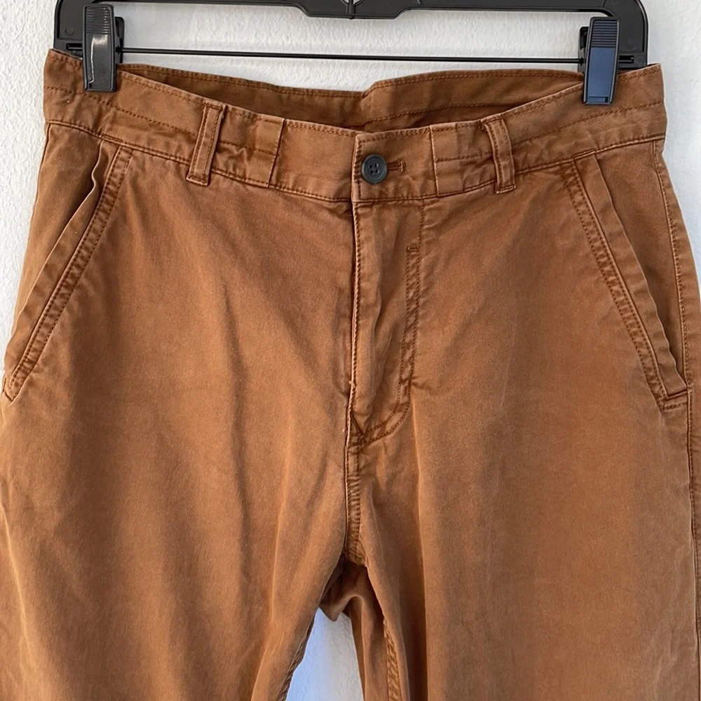 Banana Republic men’s brown tapered elastic ankle cotton khaki pants size 31